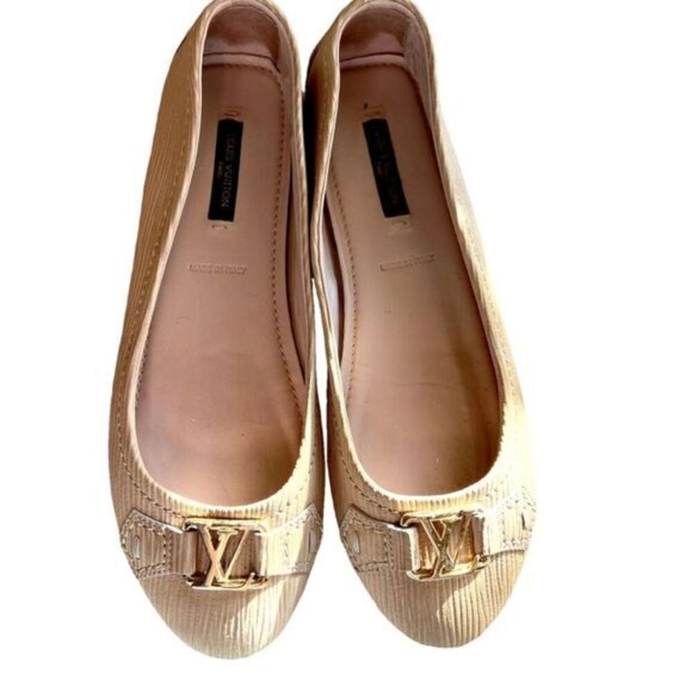 Louis Vuitton Beige Flats with Gold Accent
